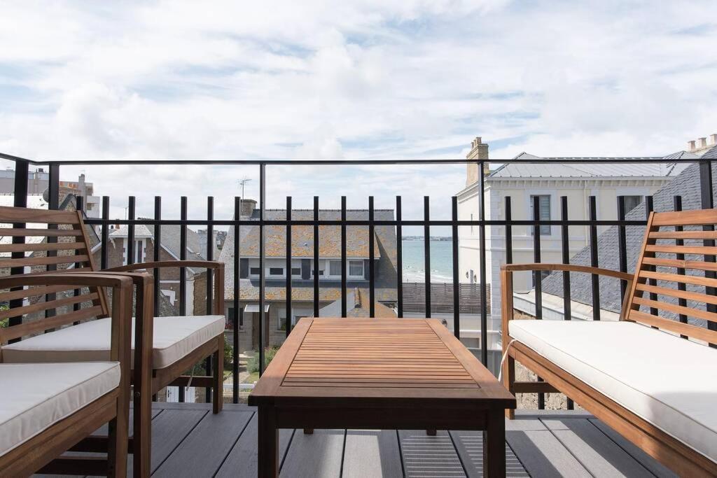 Appartement 4 Etoiles Vue Mer Et Bord De Plage Chez Odette Saint-Malo Exteriör bild